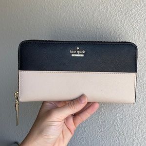 Kate Spade long wallet *AUTHENTIC*